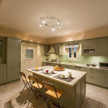 Ninemia Mjf וילה